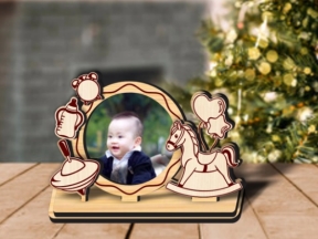 Mẫu decor khung ảnh cho bé cnc