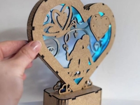 Mẫu hộp đèn trái tim cắt CNC trang trí nội thất lãng mạn