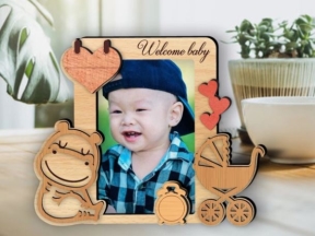 Mẫu khung ảnh cho bé cắt CNC trang trí